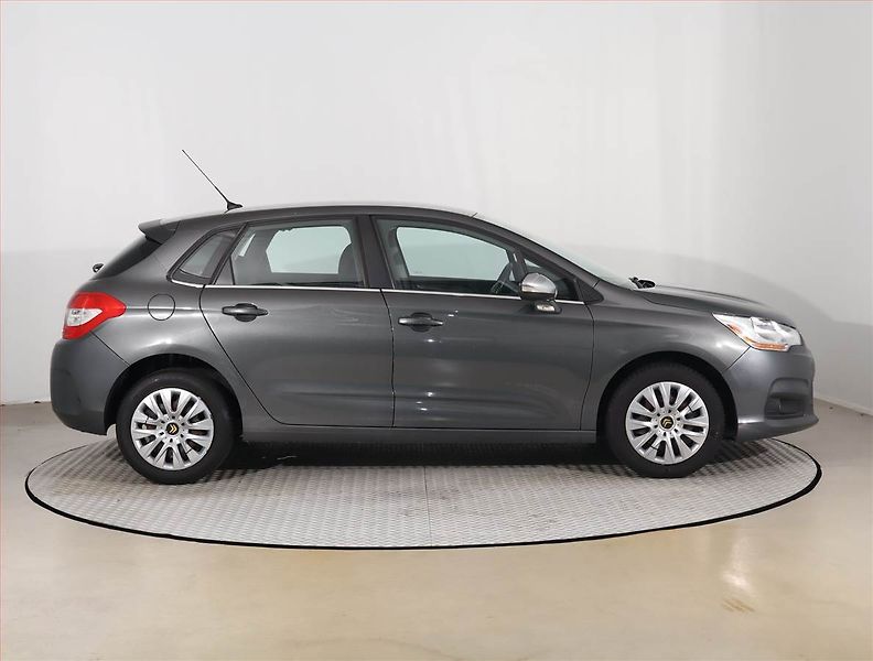 Citroën C4 (2014) 1.6 HDi, po STK, jezdí výborně - fotka 6 z 15