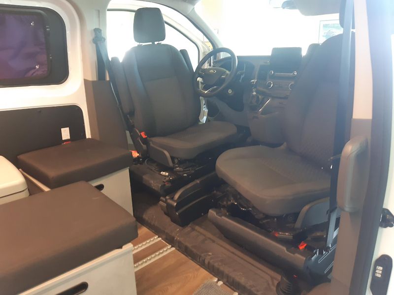 Ford Transit DETHLEFFS URBAN CAMPER GLOBEVA - fotka 22 z 38