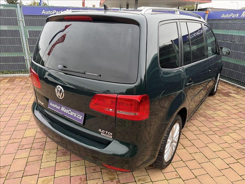 Volkswagen Touran 2.0 TDI Cup - fotka 5 z 19
