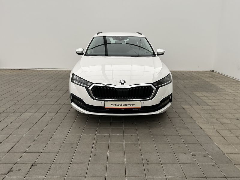 Škoda Octavia 1.5 TSI Ambition Plus - fotka 4 z 24