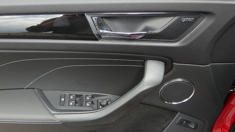 Škoda Kodiaq 2.0 TDI L&K 4x4 DSG - fotka 9 z 26