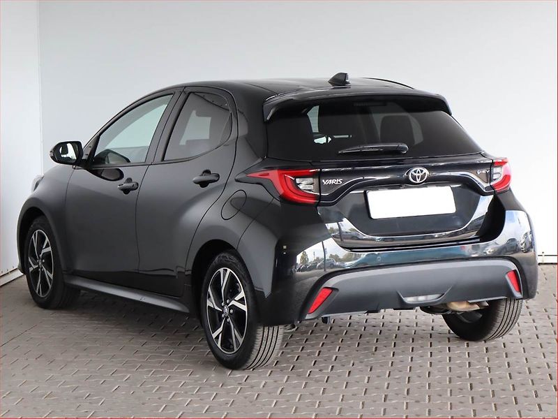 Toyota Yaris (2025) Style 1.5 VVT-i Hybrid - fotka 4 z 26