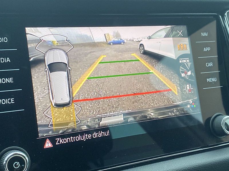 Škoda Kodiaq (2021) 2.0 TDI 4x4 DSG Style+ - fotka 12 z 39