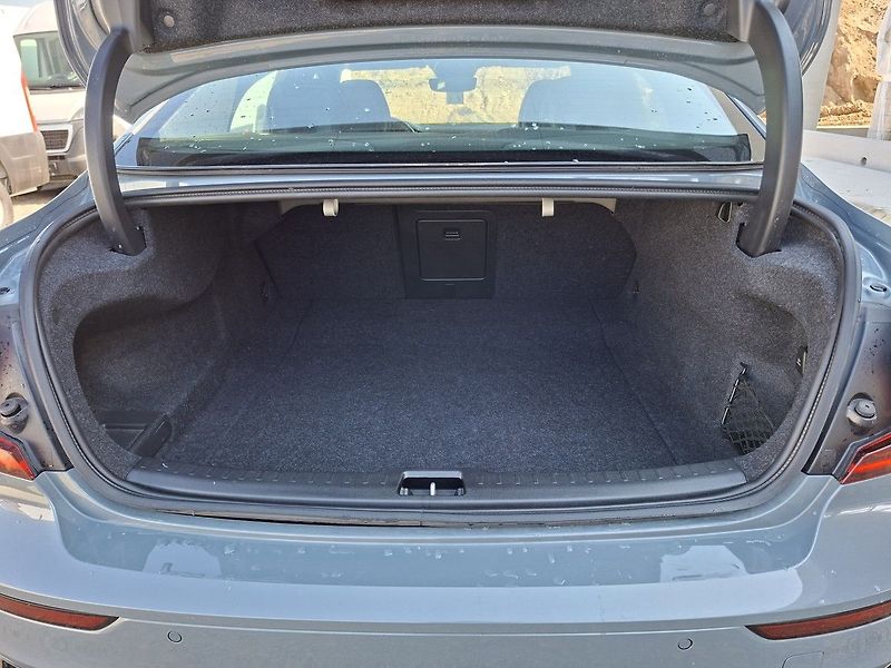 Volvo S60 B5 AWD PLUS 1.MAJ! - fotka 6 z 29