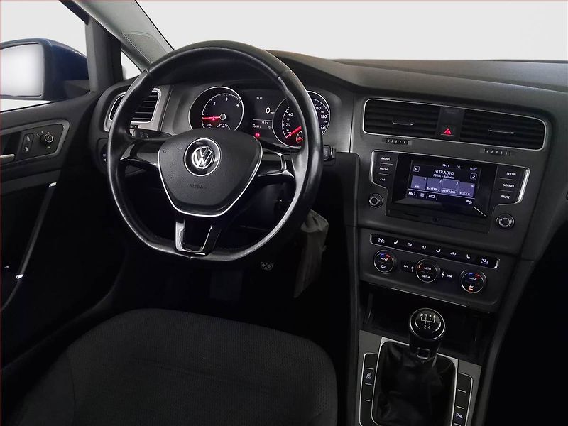 Volkswagen Golf (2013) Comfortline 1.6 TDI, Tempomat - fotka 7 z 15