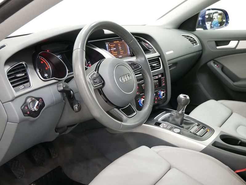 Audi A5 - fotka 14 z 25