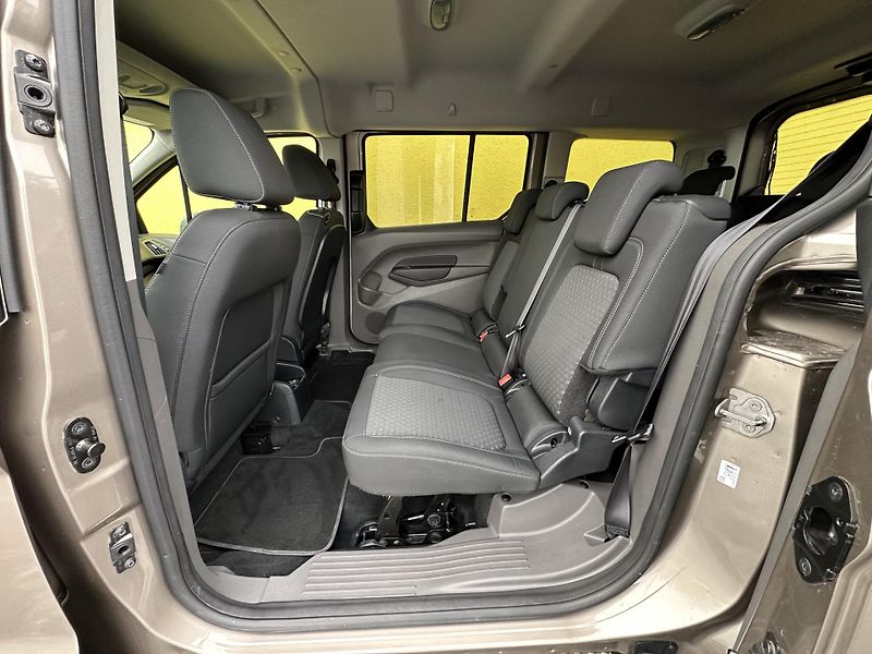 Ford Tourneo Connect (2019) AUTOMAT*7.Míst*1.5/74kW*1.Maj  - fotka 26 z 47
