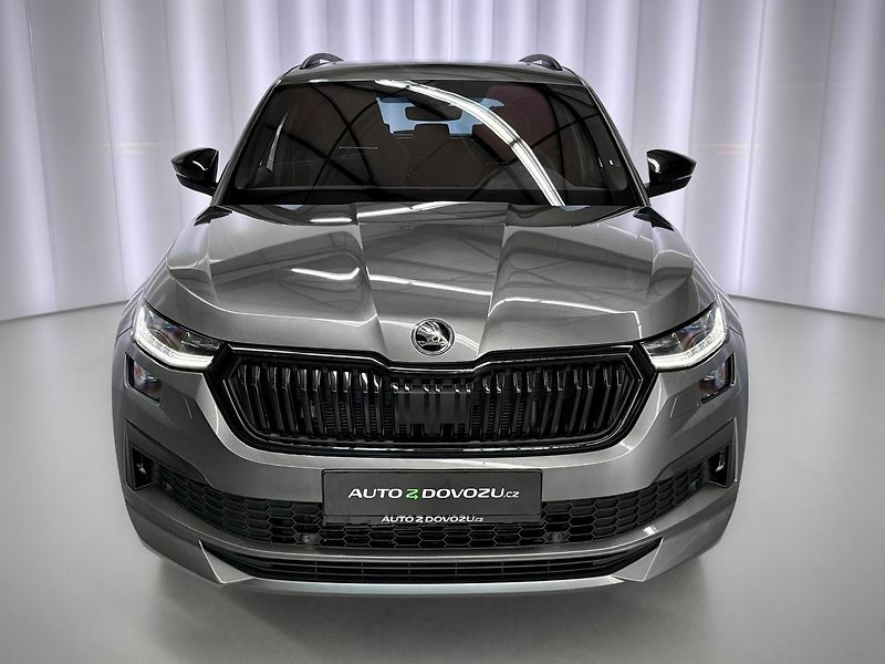 Škoda Kodiaq 2.0TSI 140KW DSG 4X4 SPORTLINE - fotka 4 z 28