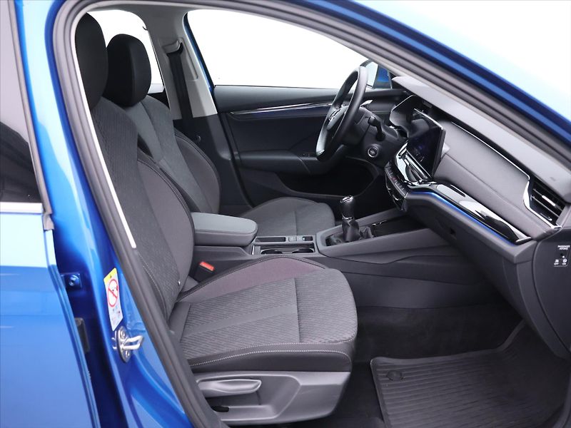Škoda Octavia 2,0 TDI 110kW 1.Maj Style DPH - fotka 10 z 28