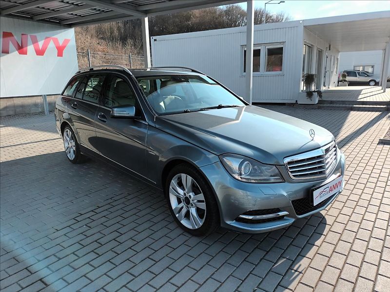 Mercedes-Benz Třídy C 2,1 200CDI,100KW,ELEGANCE, - fotka 3 z 42