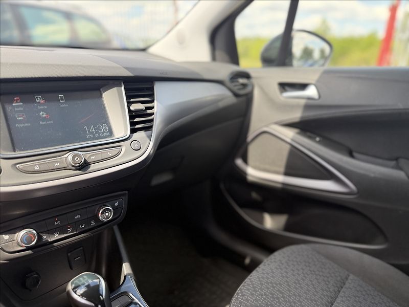 Opel Crossland 1,2 i 39tKm 1.MAJITEL ČR - fotka 12 z 27