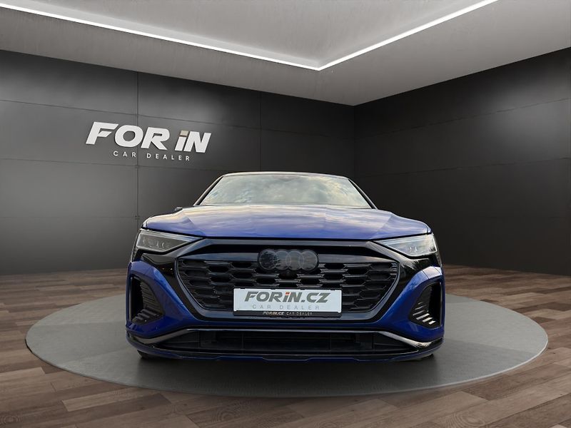 Audi Q8 e-tron (2023) 114 kWh  300 kW  SPORTBACK - fotka 2 z 27