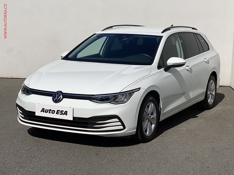 Volkswagen Golf (2022) 2.0 TDi, ČR, Life - fotka 3 z 19