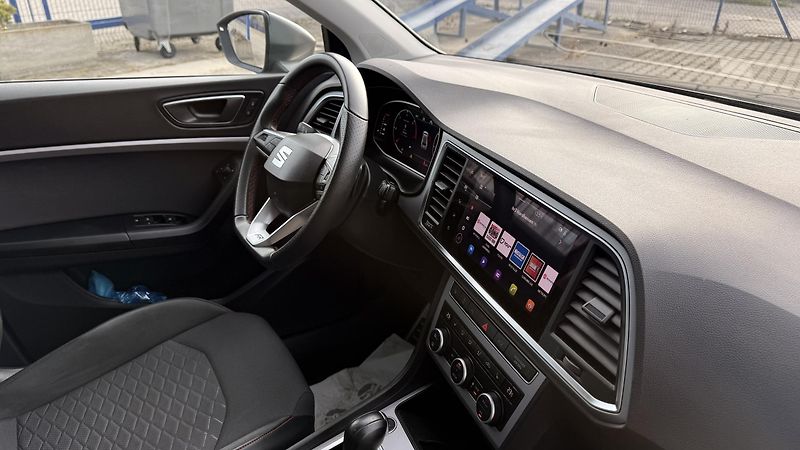 Seat Ateca (2025)  FR 2.0 TDI , AT,LED, ZÁRUKA - fotka 38 z 57