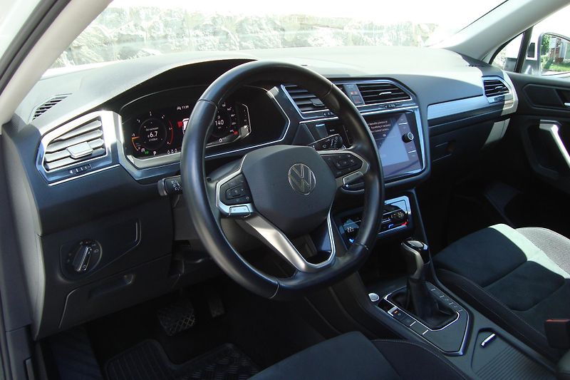 Volkswagen Tiguan Allspace (2023) 2.0TDi, AUT - fotka 20 z 73