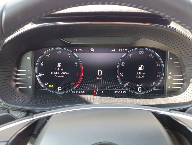 Škoda Fabia 1.0TSI DSG STYLE+ ČR 1.MAJITEL - fotka 22 z 33