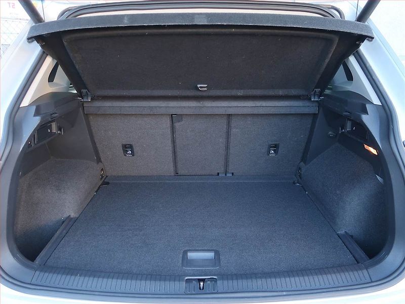 Volkswagen Tiguan (2018) 2.0 TDI, 4X4, Automat, Navi - fotka 14 z 19