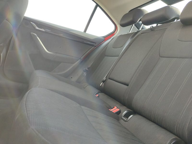 Škoda Octavia (2017) Style 1,6 Tdi 85 Kw - fotka 24 z 35