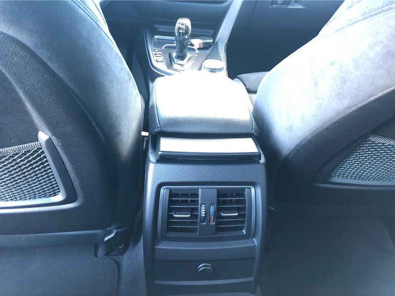 BMW Řada 3 d xDrive M paket - fotka 23 z 28