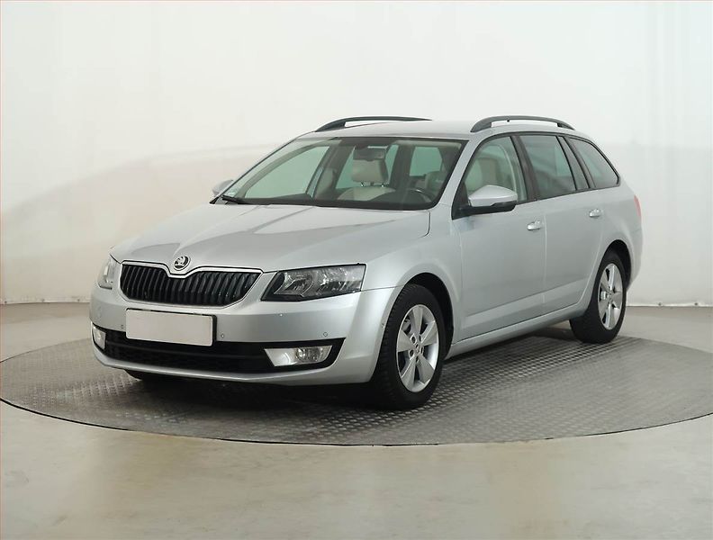 Škoda Octavia (2015) 2.0 TDI, Automat, Serv.kniha - fotka 2 z 19