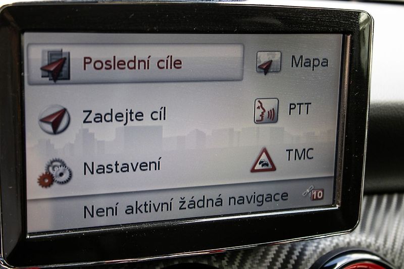 Mercedes-Benz Třídy A 4MATIC 2013 - fotka 27 z 41