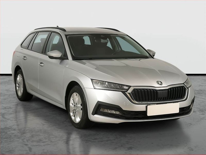 Škoda Octavia (2022) Ambition 2.0 TDI, ČR,1.maj - fotografie inzerátu