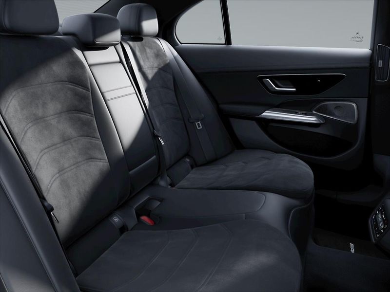 Mercedes-Benz Třídy E (2026) 2.0 E 220 d 4MATIC - fotka 8 z 9