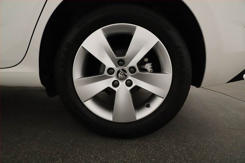 Škoda Scala (2023) Style 1.0 TSI, ČR,1.maj - fotka 12 z 19