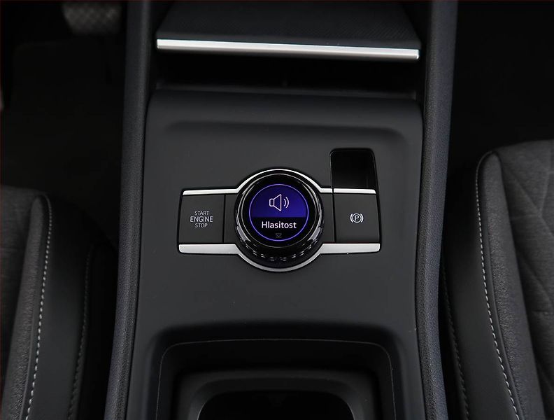 Volkswagen Tiguan (2025) Life 1.5 eTSI, digi klima - fotka 25 z 31