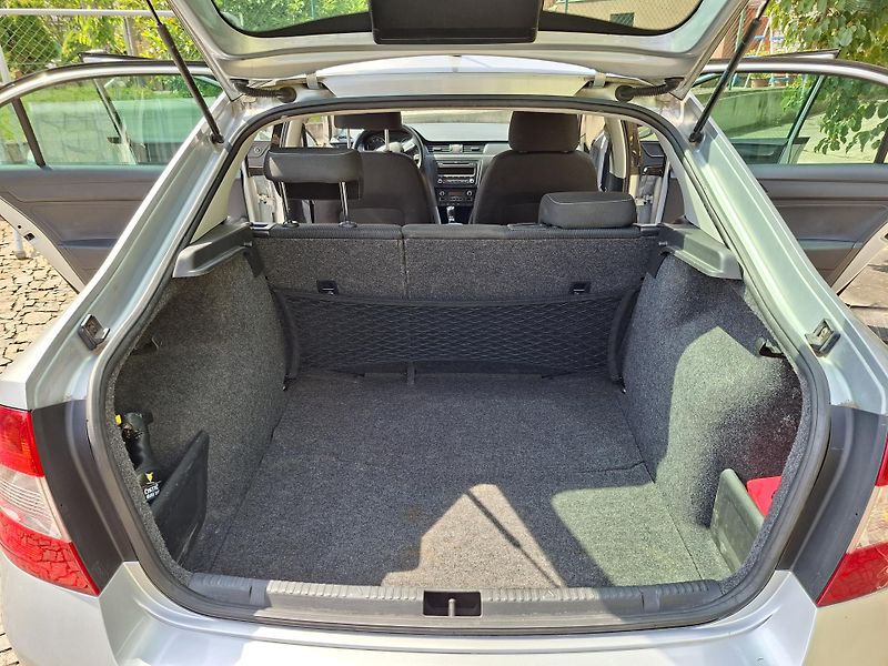 Škoda Rapid (2013) 1.2 TSI, první majitel, +zimní - fotka 15 z 24