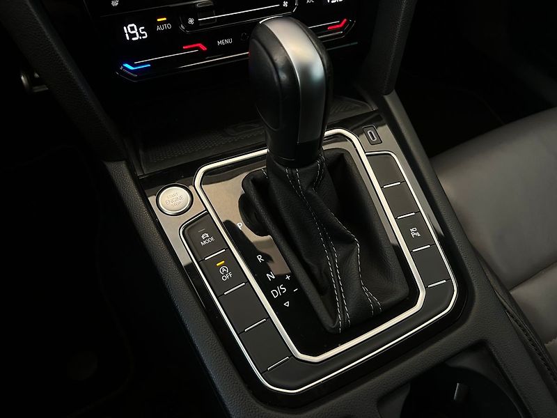 Volkswagen Passat - fotka 33 z 50