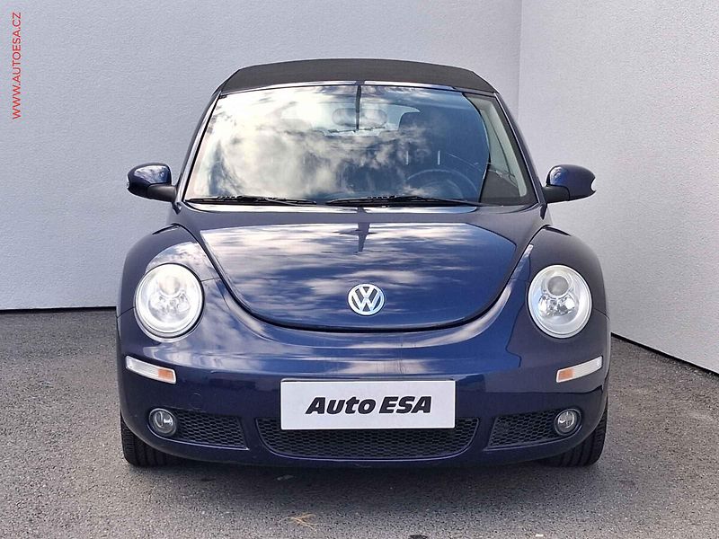 Volkswagen New Beetle (2007) 1.9TDi, AC, výhřev sed - fotka 3 z 14