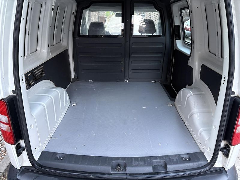Volkswagen Caddy (2012) 1.2 TSI 77 kW - fotka 6 z 13