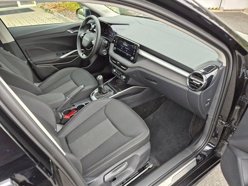 Škoda Fabia (2025) Top Selection 1.0TSi 85kW 6°ma - fotka 19 z 28