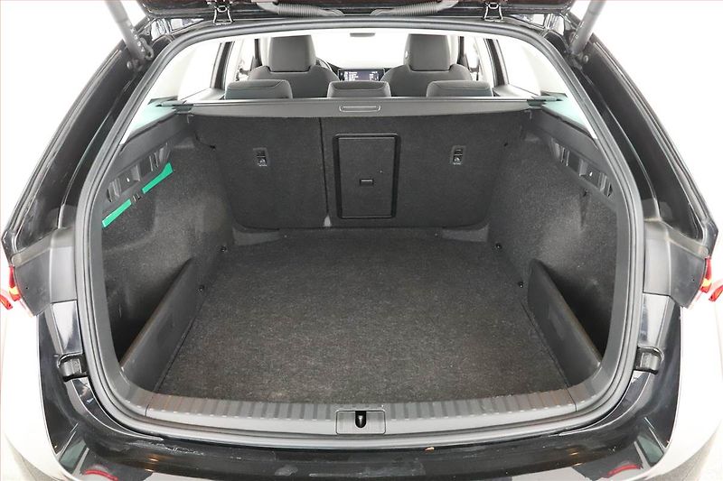Škoda Octavia (2024) 1.5 TSI - fotka 17 z 18