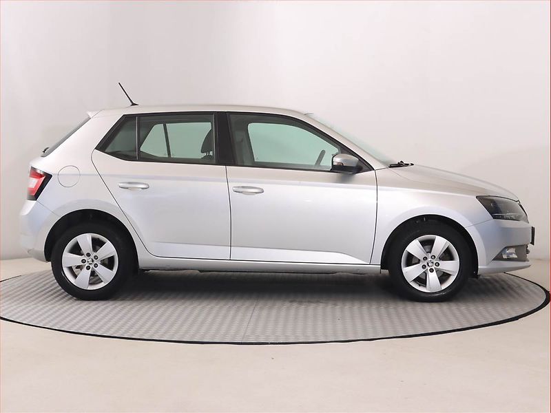 Škoda Fabia (2016) 1.2 TSI - fotka 6 z 15