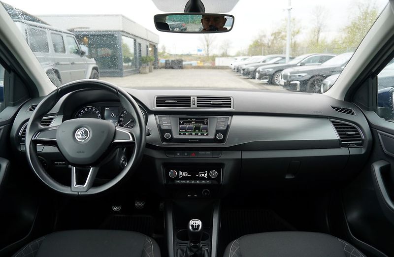 Škoda Fabia 1.4 TDI 77kW Style/ČR/klima - fotka 23 z 37