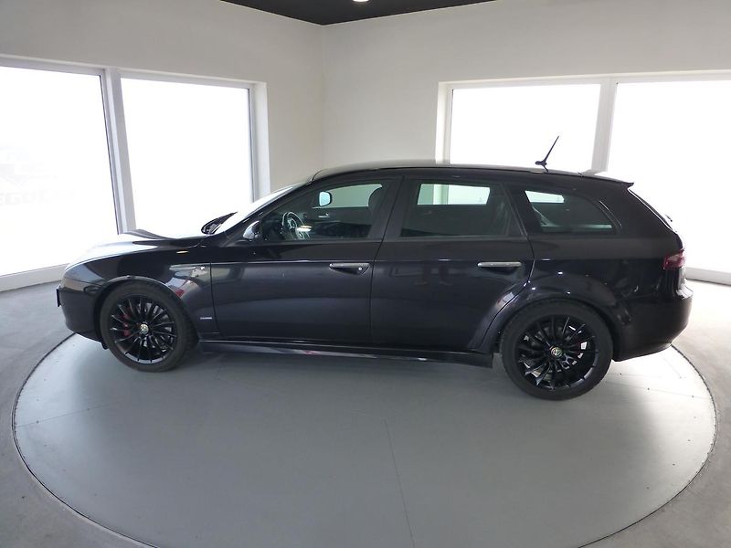 Alfa Romeo 159 (2007) 1,9JTD-110KW*VYHŘ.SED**XENONY* - fotka 8 z 27