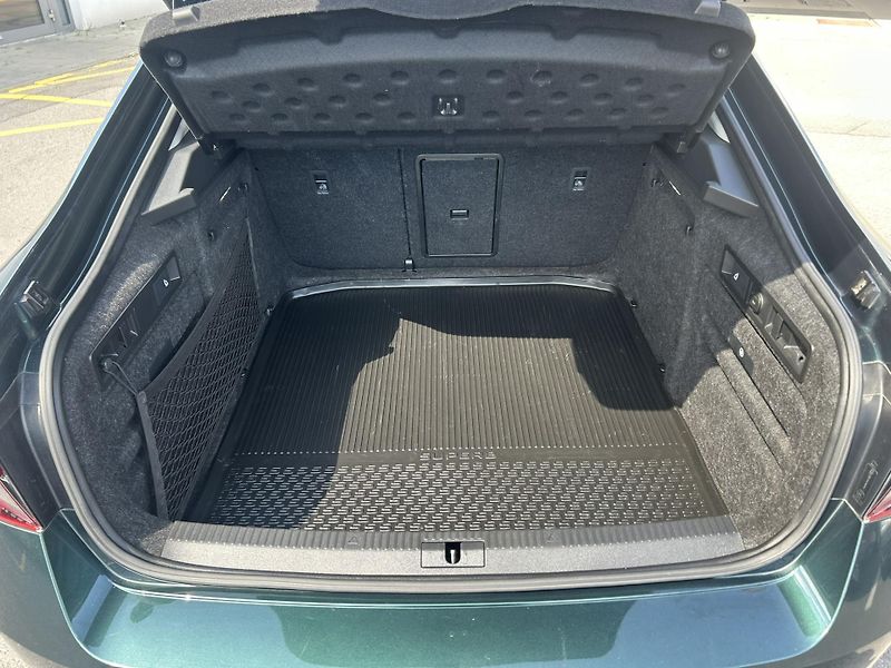 Škoda Superb 2.0TDI 147kW DSG - fotka 24 z 25