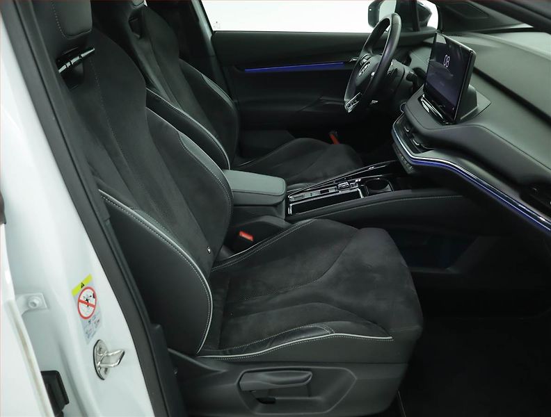Škoda Enyaq (2022) Sportline iV 80 (82 kWh) - fotka 9 z 18