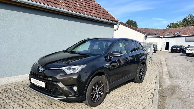 Toyota RAV4 2.5 HSD EXECUTIVE 4X4 - fotografie inzerátu