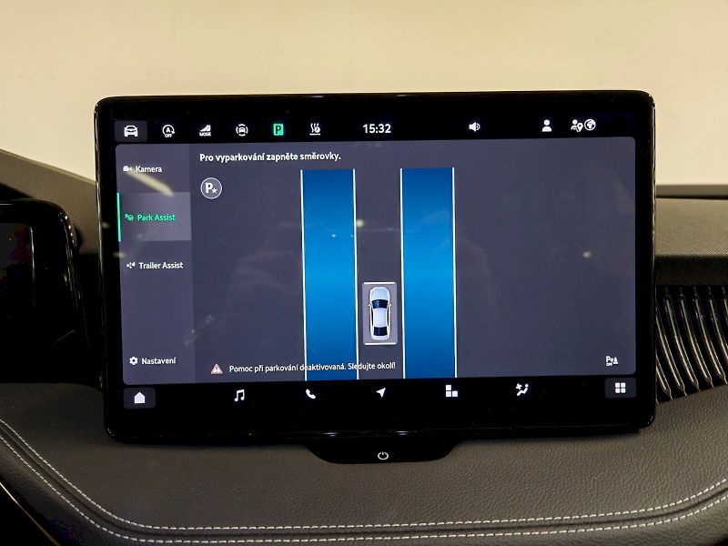 Škoda Superb (2025) 2.0 TSI 195 kW DSG 4x4 Sportli - fotka 17 z 34