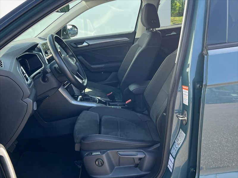 Volkswagen T-Roc 1,5 TSi 110 kW 7DSG STYLE  REZ - fotka 11 z 26