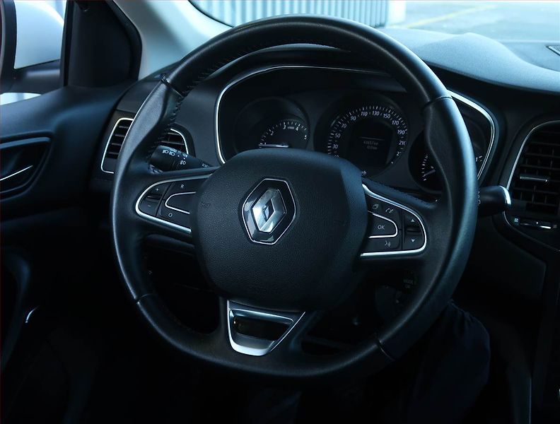 Renault Mégane (2020) 1.3 TCe, Tempomat - fotka 17 z 17