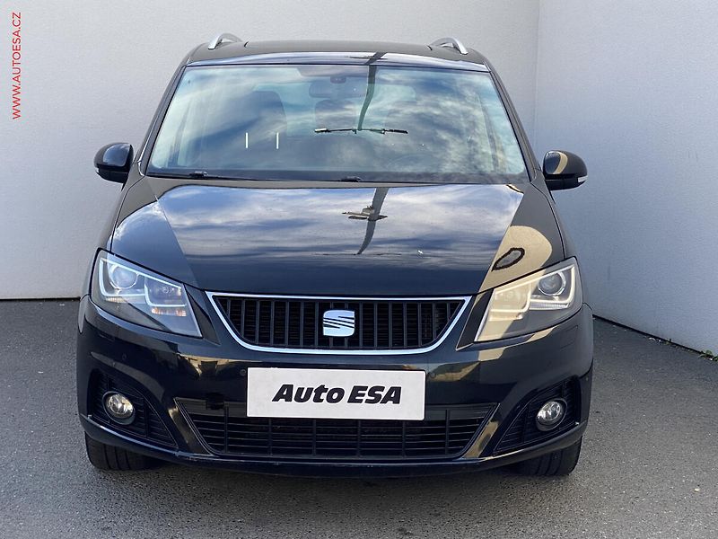 Seat Alhambra (2011) 2.0TDi, Style, DSG, bixen - fotka 2 z 21
