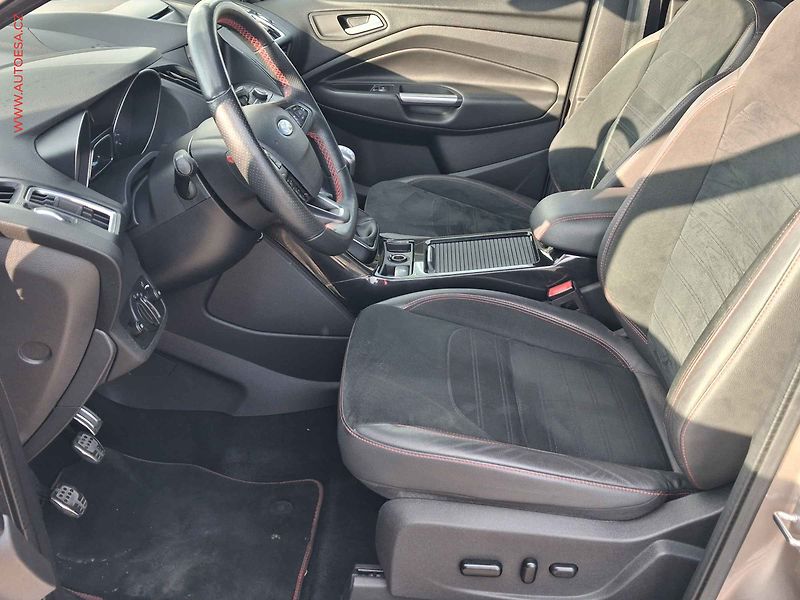 Ford Kuga (2019) 1.5i, Bixen, navi - fotka 9 z 23