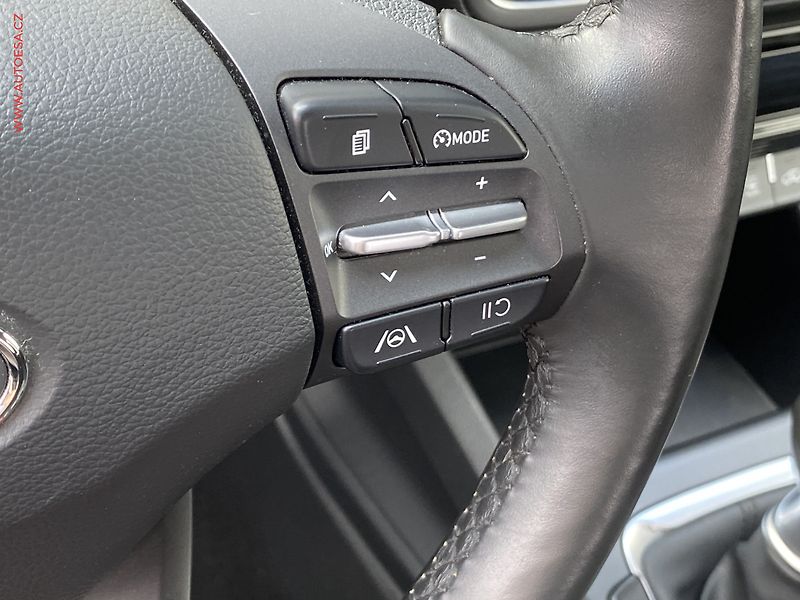Hyundai Kona (2021) 1.0 T-GDi, Edition 30 - fotka 14 z 20