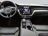 Volvo XC60 B5 AWD Plus Dark VZDUCH TAŽNÉ - náhled 11