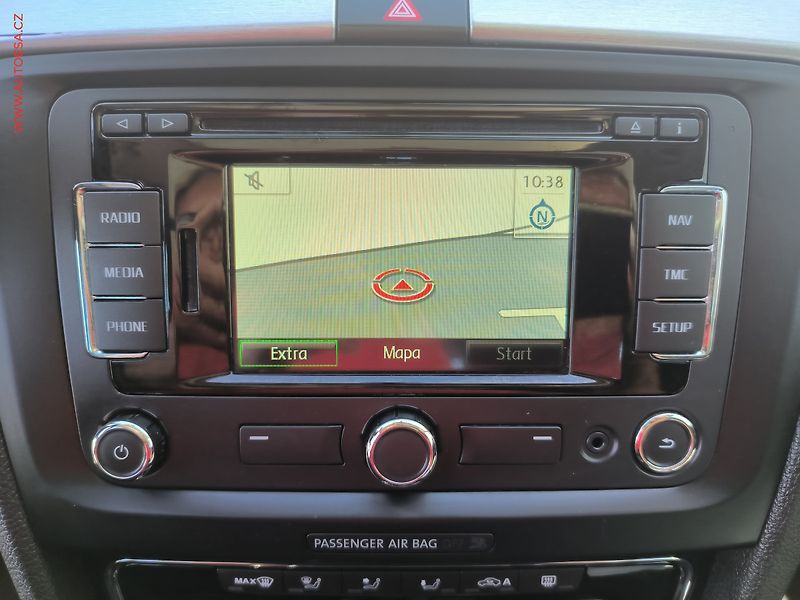 Škoda Superb (2015) 1.8 TSi 4X4, Ambition, navi - fotka 13 z 22