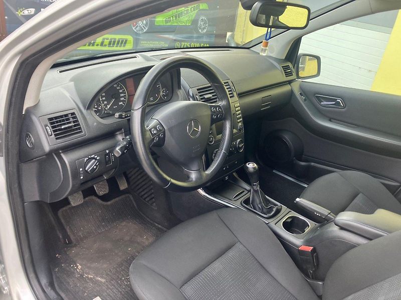 Mercedes-Benz Třídy A 2,0 CDi(80kW)*KLIMATIZACE* - fotka 8 z 14